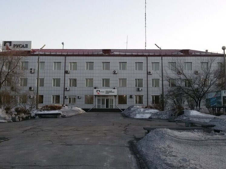Защита от чумы: почему на ИркАЗе ввели обязательный масочный режим